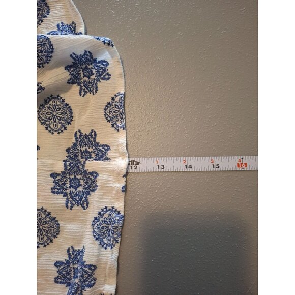 Altard State Womens Sleeveless Blouse Small Blue Floral Tribal Accent VNeck Boho - Picture 8 of 8